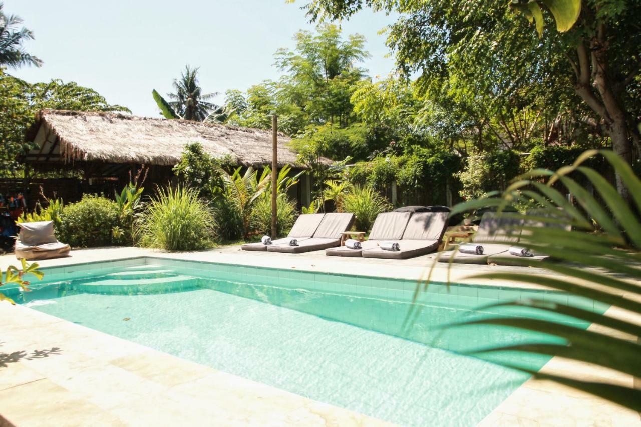Musa Villas And Bungalows Gili Air Exteriör bild